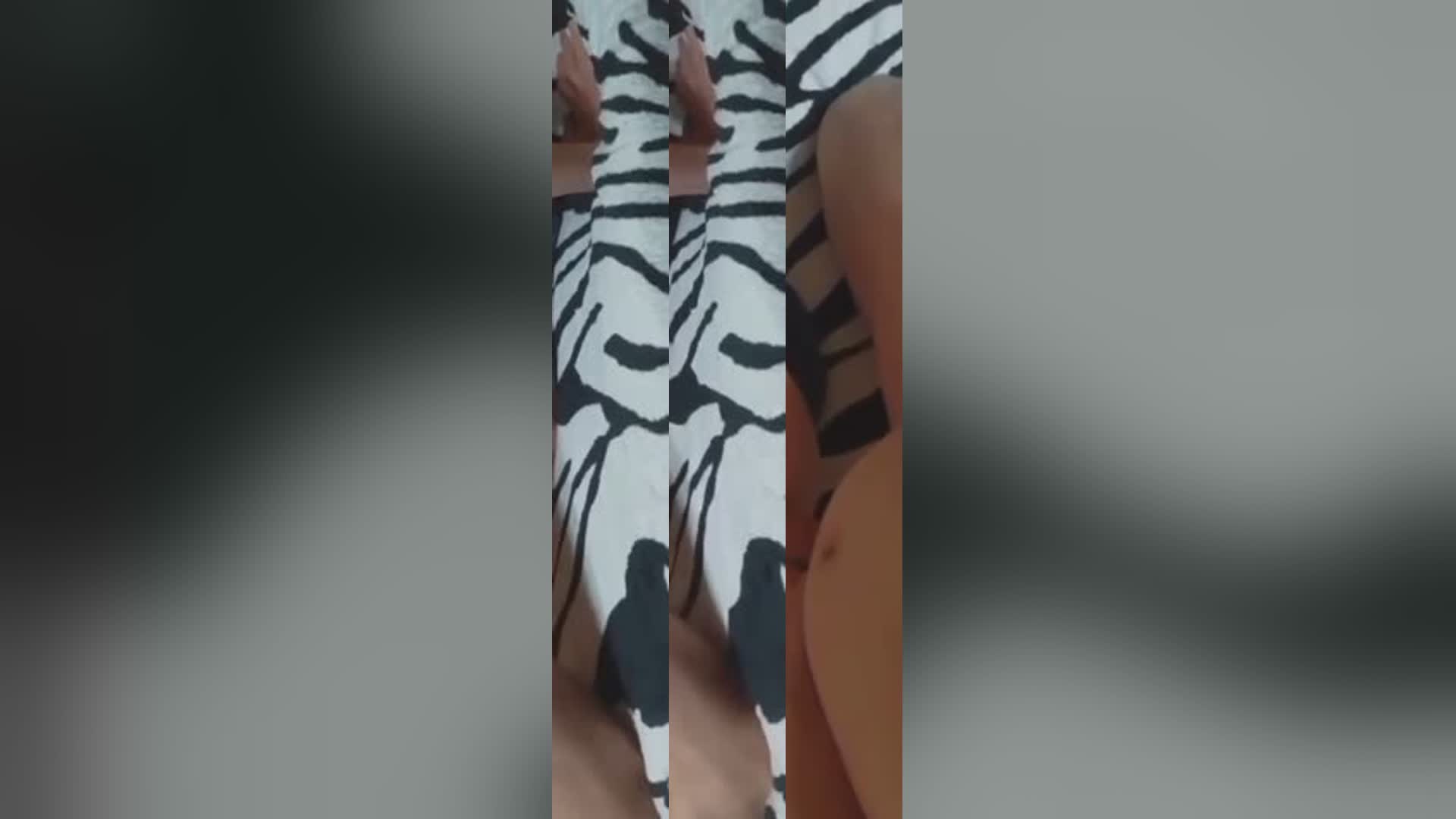 Bhai Ne Chashme Wali Cute Behen Ko Leta Kar Pela