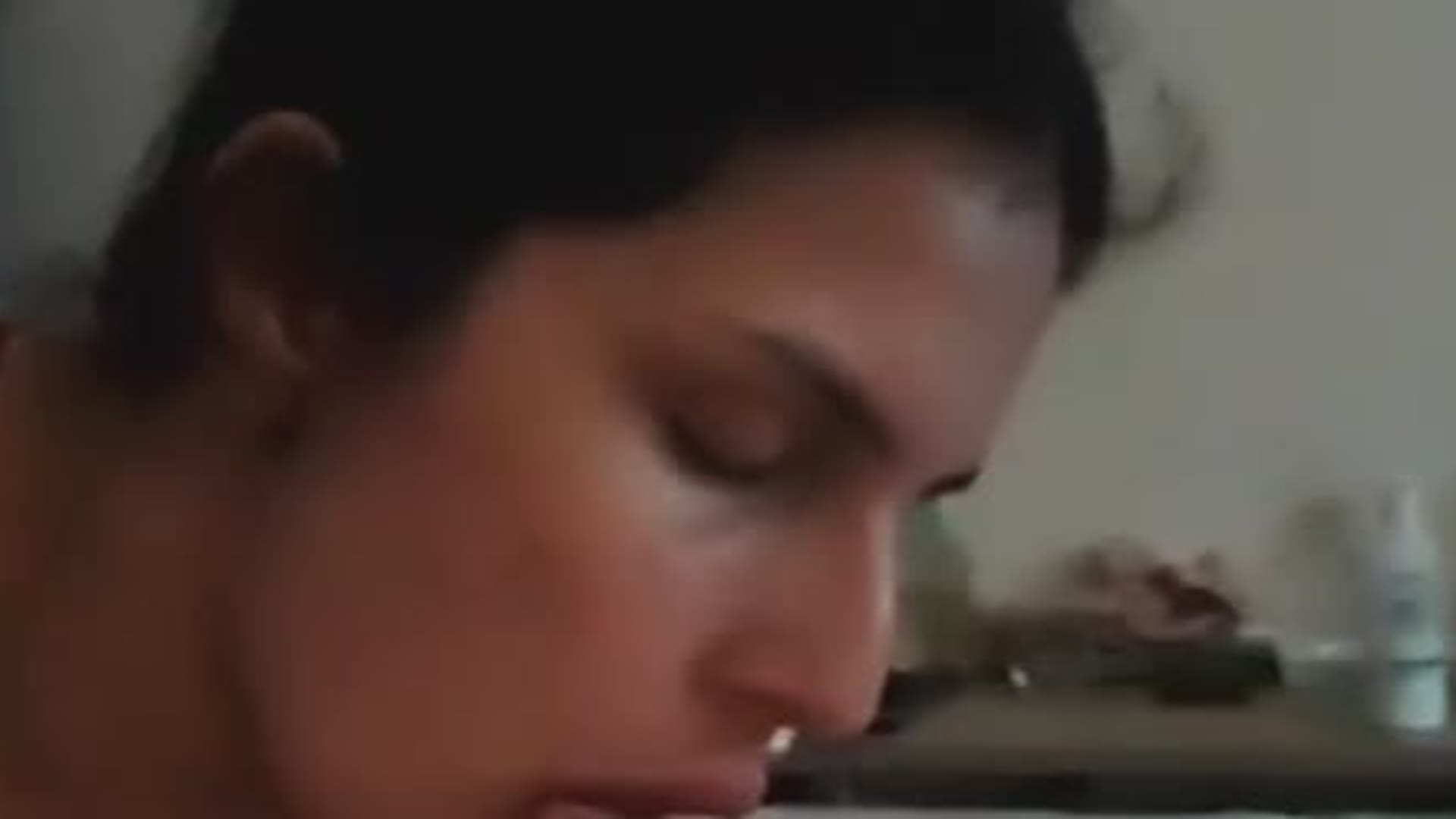 Pyaasi Biwi Ne Jeebh Se Chata Pura Lund